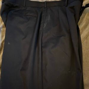 Men’s pleated black Cianni Cellini slacks